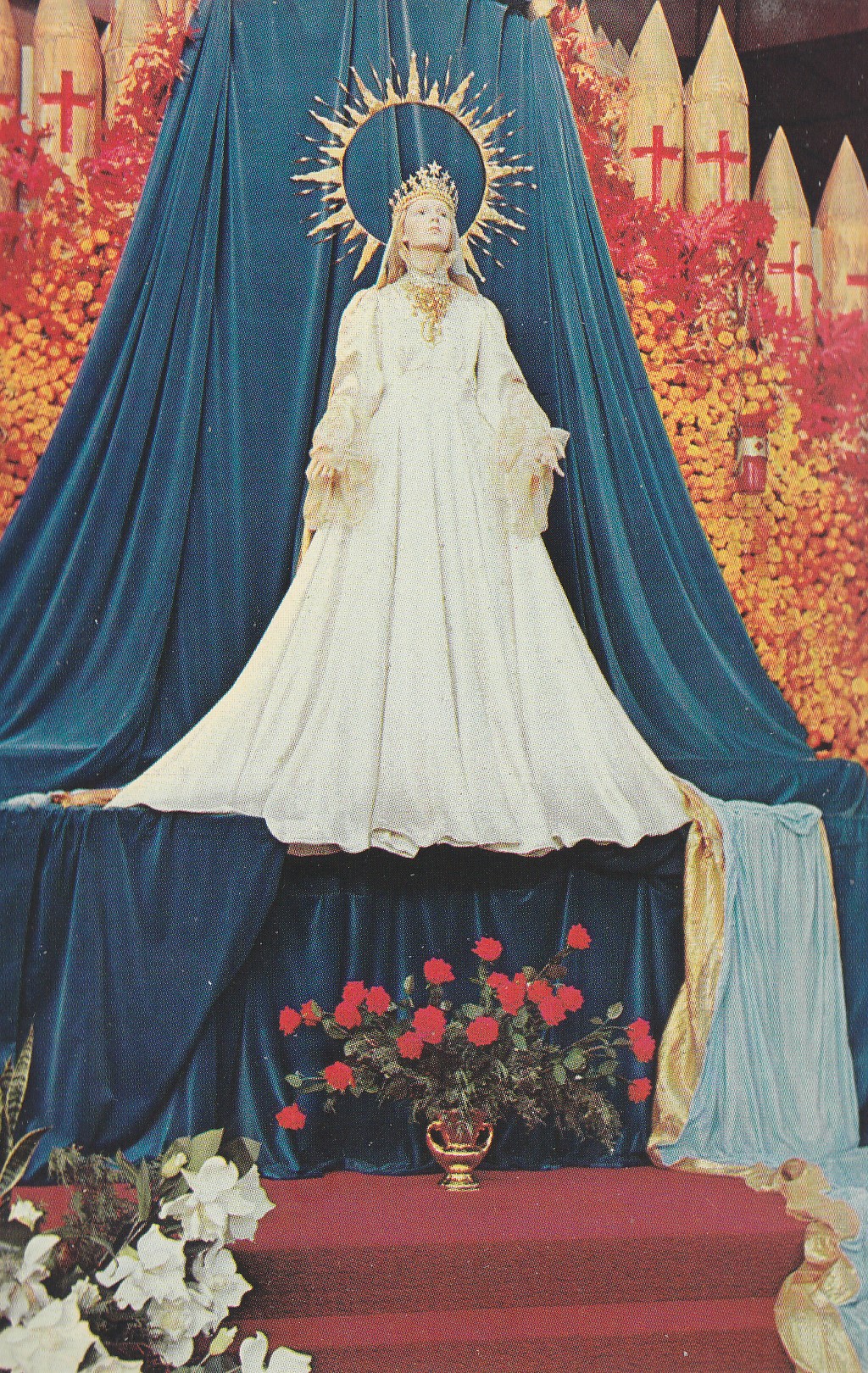 Shrine of the North American Martyrs Auriesville NY circa 1960 Statue Coliseum; Postcard Unposted