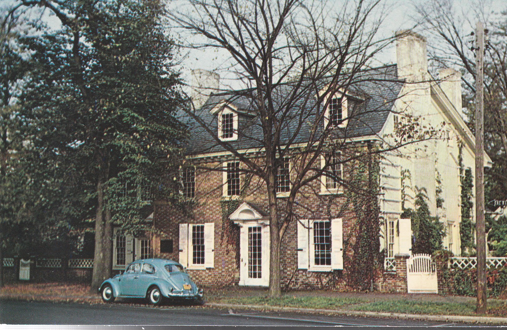 Ridgely House On the Green Dover DE VW Bug circa 1960 Photo Postcard Rare