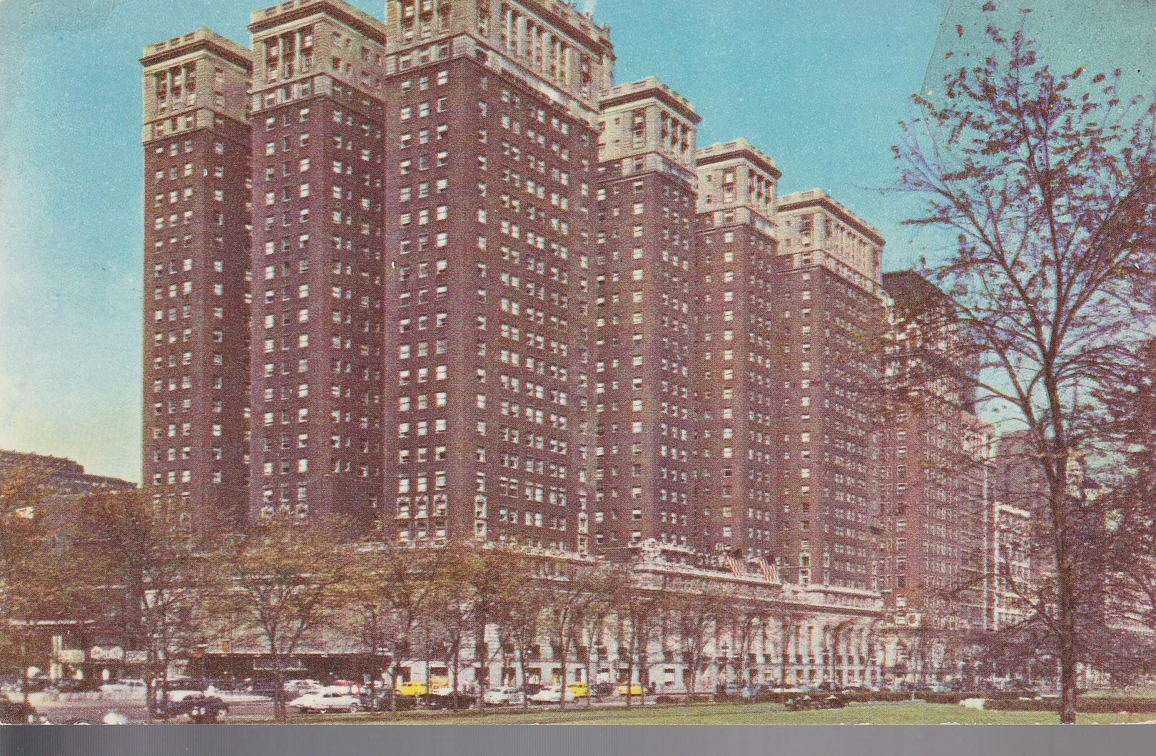 Stevens Hotel Michigan Bl. Chicago IL 1951, 1 Washington Photo Postcard