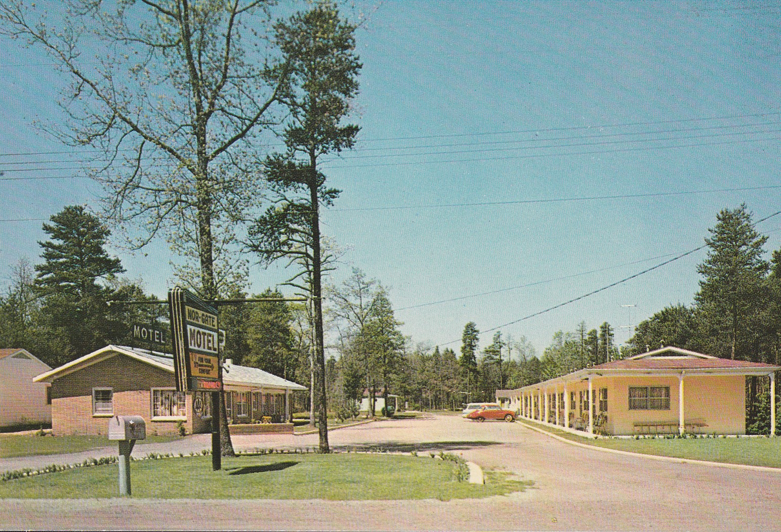Nor-Gate Motel US27 Indian River MI Burt Lake circa 1955 Photo Postcard