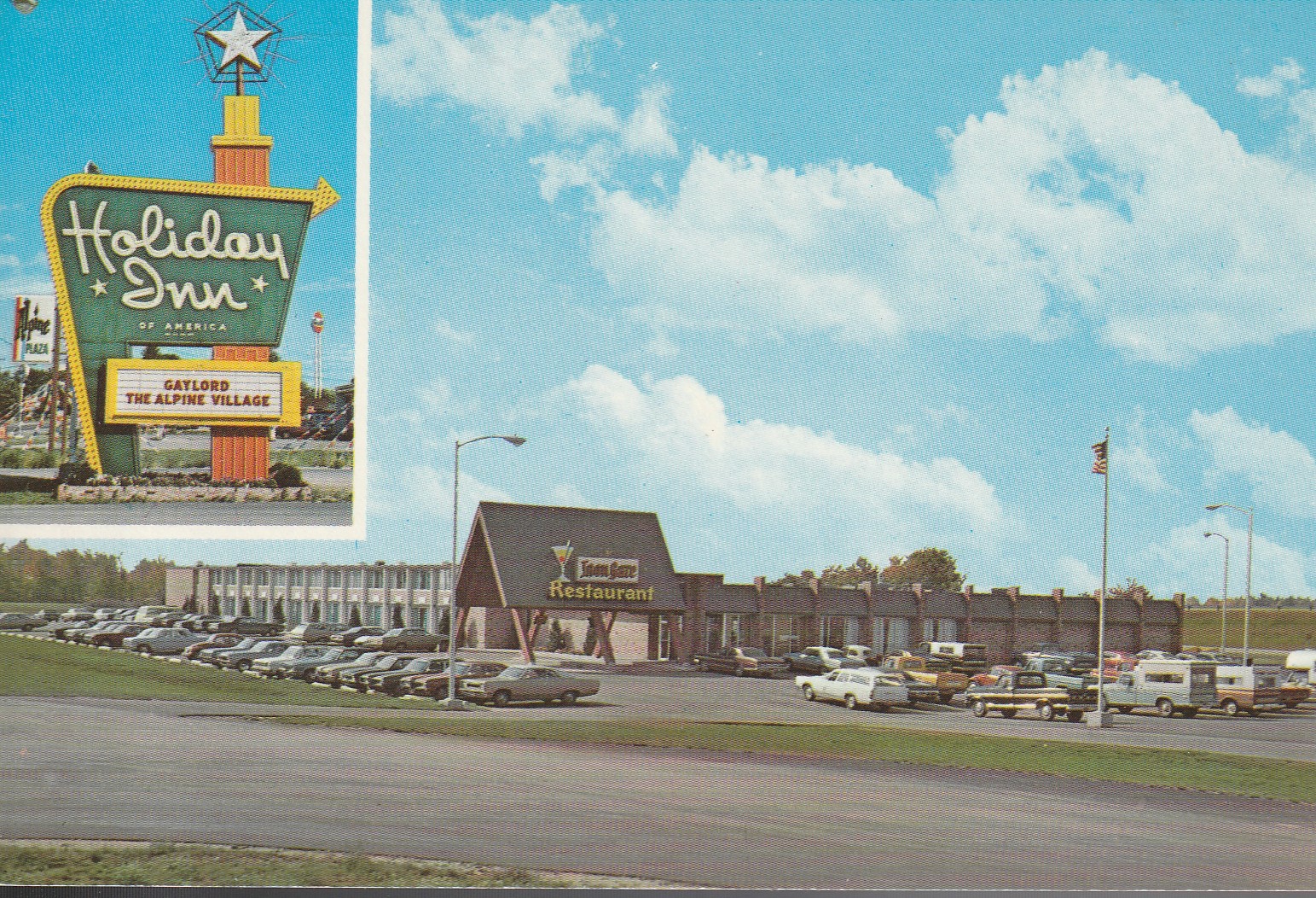 Gaylord MI Holiday Inn circa 1970 Photo Postcard