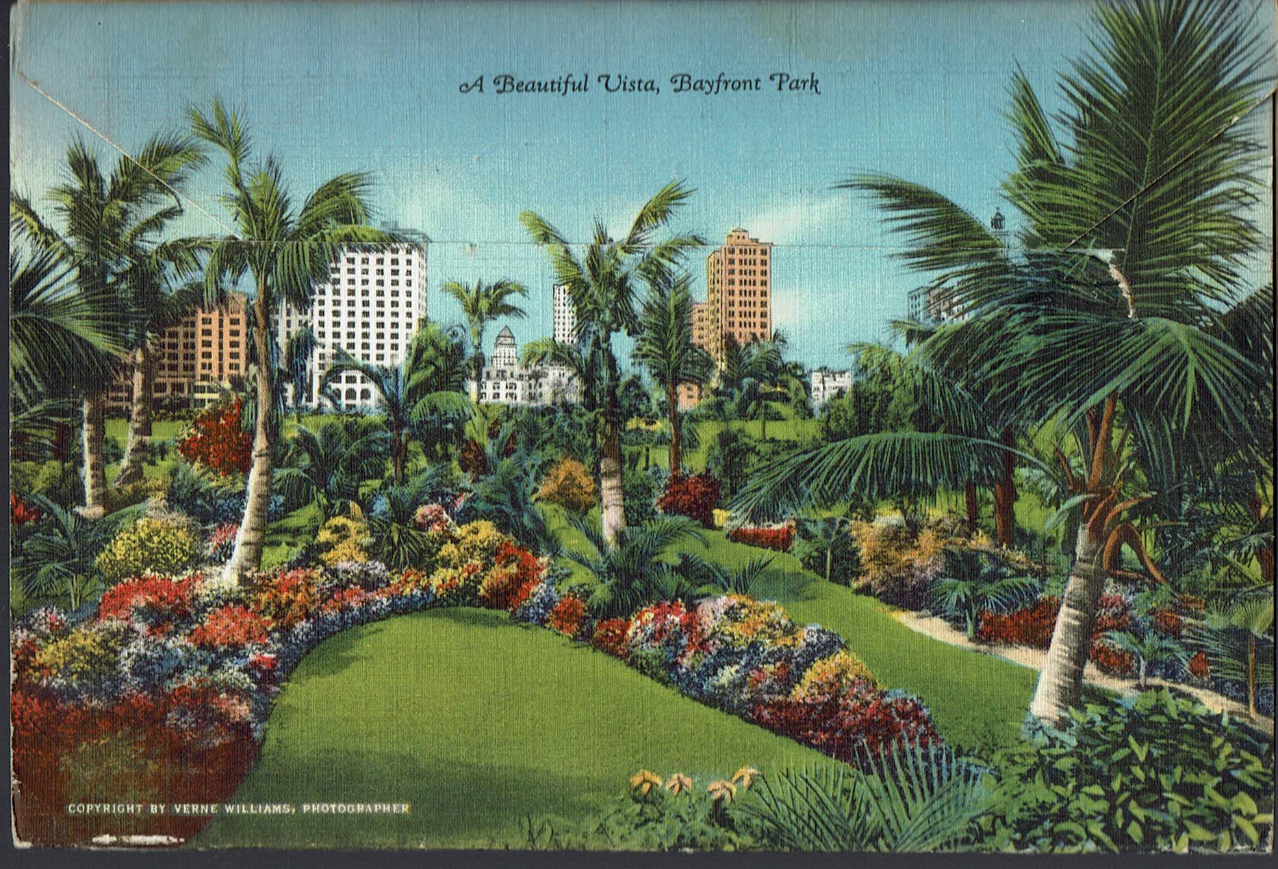 POSTCARD UNUSED FLORIDA, MIAMI- MIAMI IS KNOWN AS THE MAGIC CITY